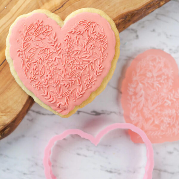 Sweet Stamp by Amycakes OUT boss  Stamp n Cut Set Timbro e Tagliabiscotti -Cuore Floreale